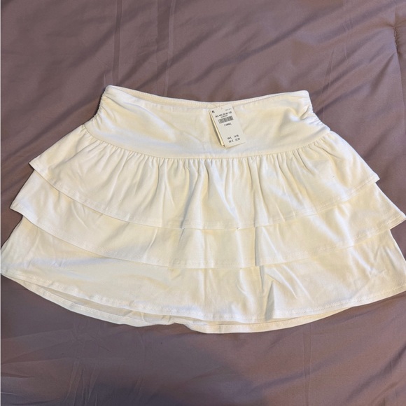 Hollister Dresses & Skirts - Hollister White Skort